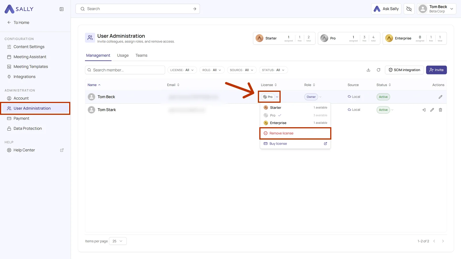 User Administration with the license dropdown open and the Remove license entry highlighted