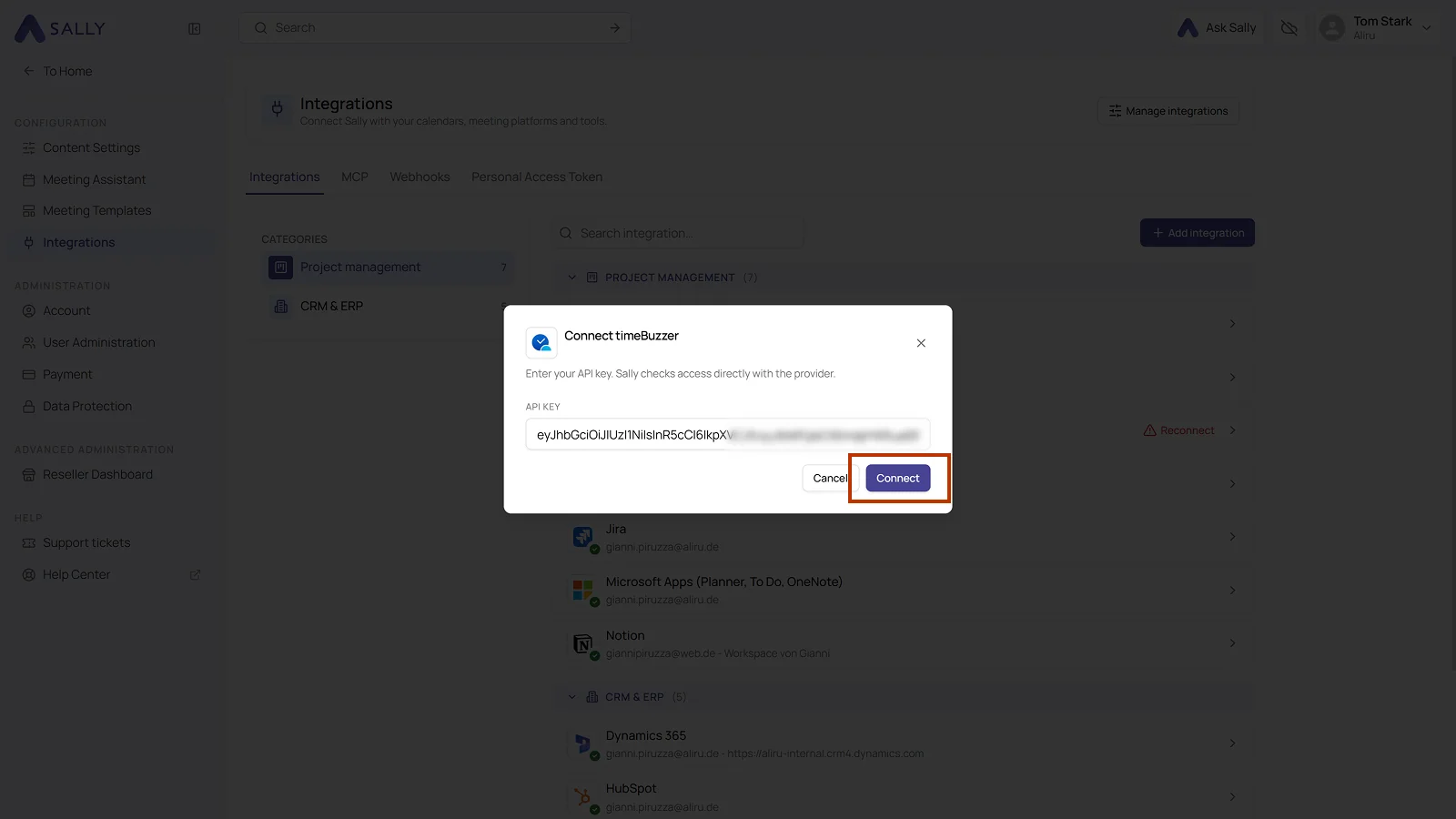 Connect timeBuzzer dialog with the API key field and the Connect button highlighted